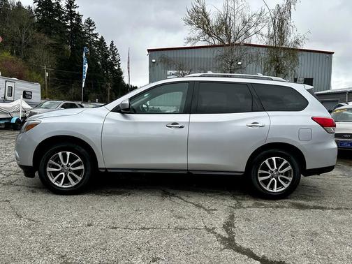 2014 Nissan Pathfinder SV
