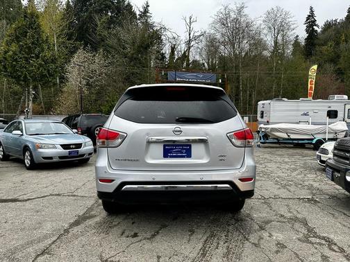 2014 Nissan Pathfinder SV
