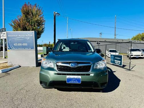 2014 Subaru Forester 2.5i
