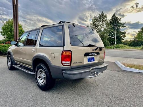 1999 Ford Explorer XL