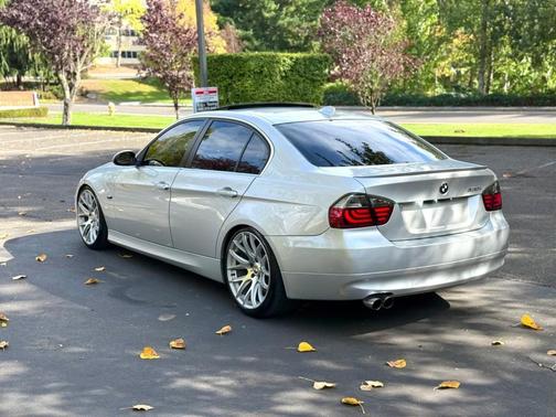 2006 BMW 330 i
