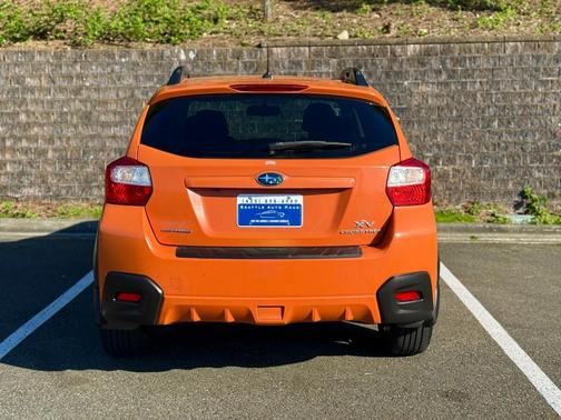 Tangerine Orange Pearl 2014 Subaru XV Crosstrek 2.0i Premium