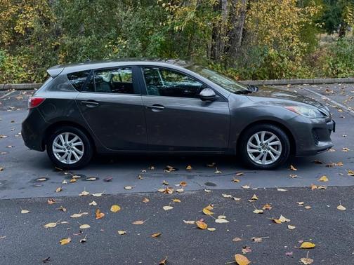 2013 Mazda Mazda3 i Grand Touring