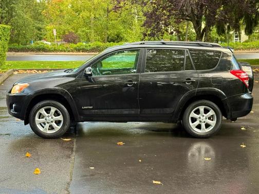 2011 Toyota RAV4 Ltd
