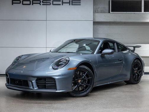 2026 Porsche 911 Carrera 4S