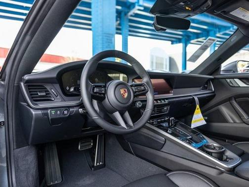 2026 Porsche 911 Carrera 4S