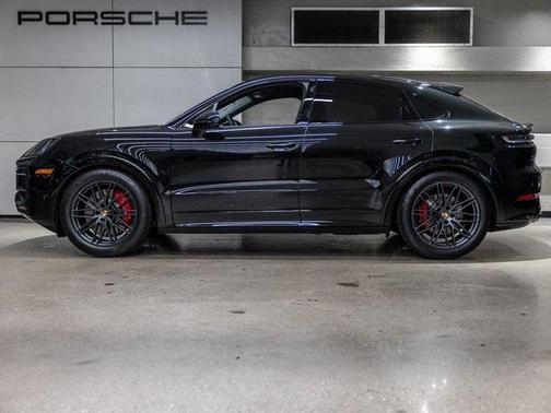 2026 Porsche Cayenne GTS