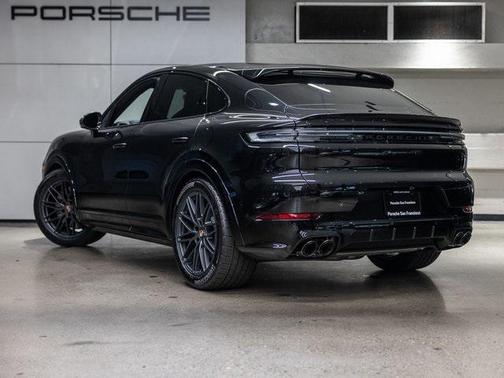 2026 Porsche Cayenne GTS