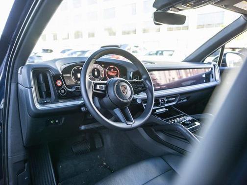 2025 Porsche Cayenne Cayenne