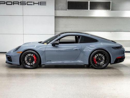 2024 Porsche 911 Carrera GTS