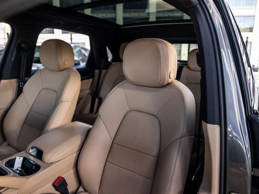 2019 Porsche Cayenne Cayenne