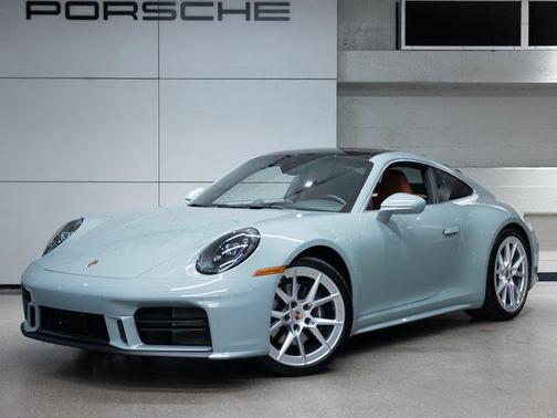 2025 Porsche 911 Carrera