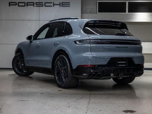 2026 Porsche Cayenne GTS