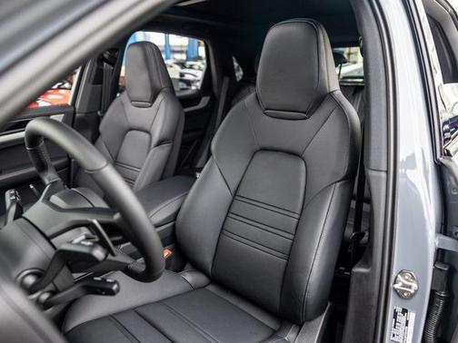 2026 Porsche Cayenne S