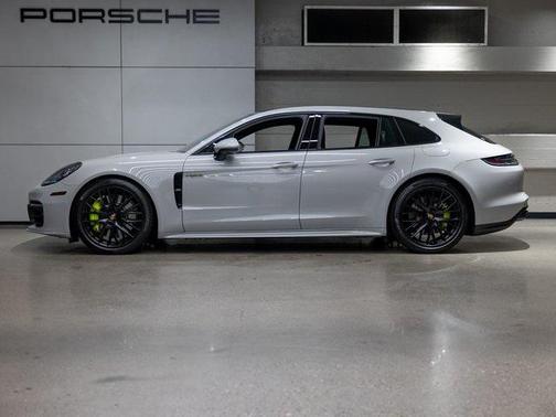 2023 Porsche Panamera 4S