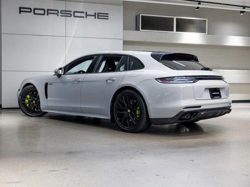 2023 Porsche Panamera 4S