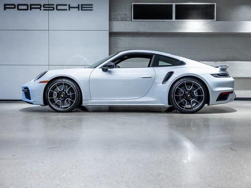 2025 Porsche 911 Turbo S