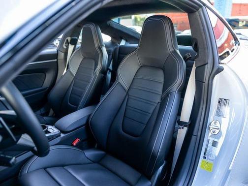 2025 Porsche 911 Turbo S