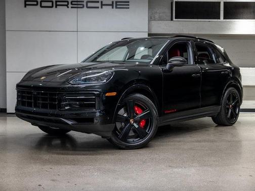2025 Porsche Cayenne S