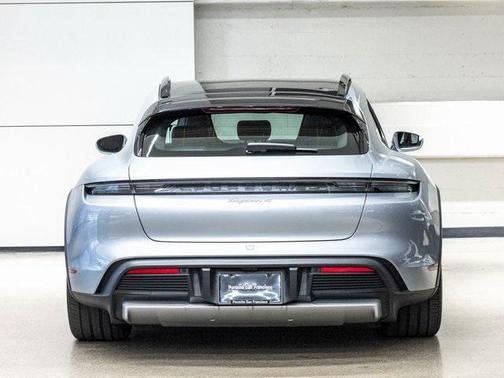 2023 Porsche Taycan Cross Turismo 4