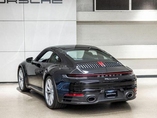 2020 Porsche 911 Carrera S