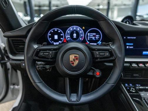 2025 Porsche 911 Carrera