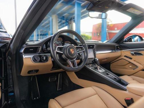 2018 Porsche 911 Carrera S