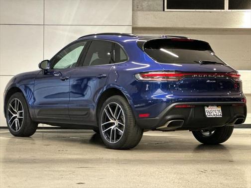 2024 Porsche Macan Base