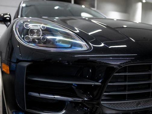 2021 Porsche Macan 