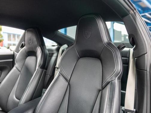 2021 Porsche 911 Carrera S
