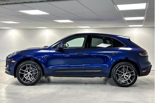 2024 Porsche Macan Base