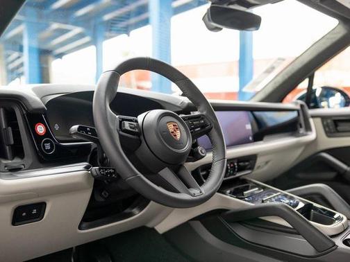 2026 Porsche Cayenne GTS