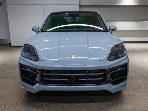 2026 Porsche Cayenne GTS