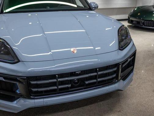 2026 Porsche Cayenne GTS