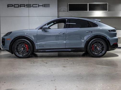2026 Porsche Cayenne GTS