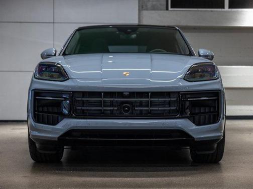 2026 Porsche Cayenne GTS