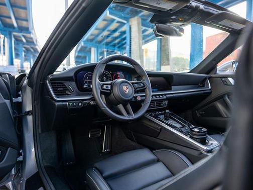 2026 Porsche 911 Targa 4S