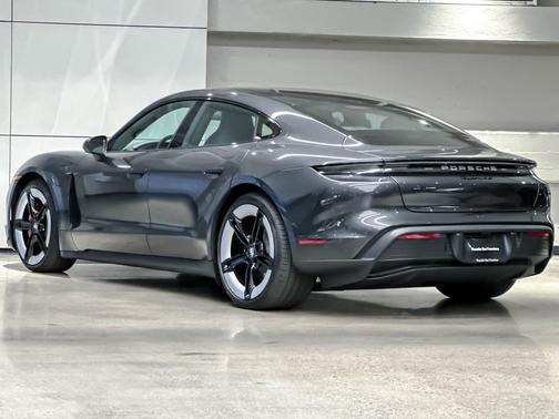 2025 Porsche Taycan 4S