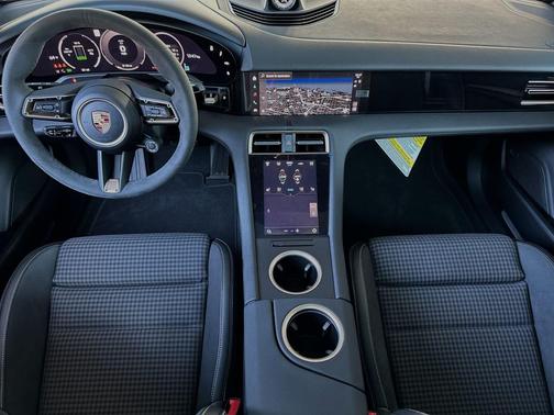 2025 Porsche Taycan 4S