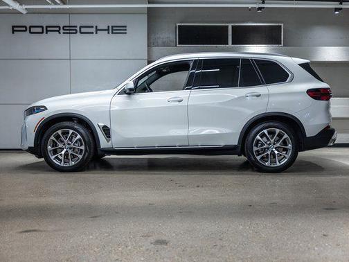 Alpine White 2026 BMW X5 xDrive40i