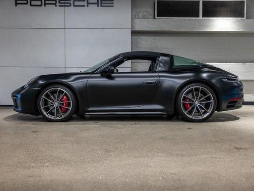 2024 Porsche 911 Targa 4S