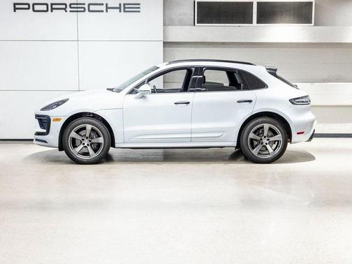 2024 Porsche Macan Base