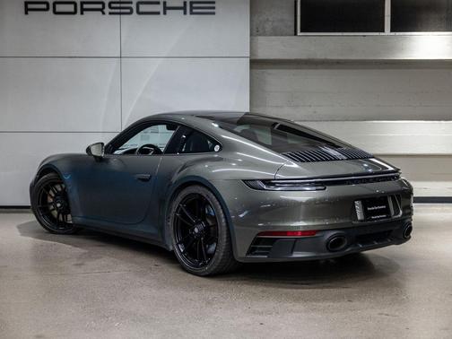 Aventurine Green Metallic 2024 Porsche 911 Carrera 4 GTS