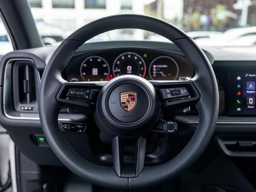 Chalk 2026 Porsche Cayenne Cayenne