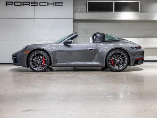 2024 Porsche 911 Targa 4 GTS