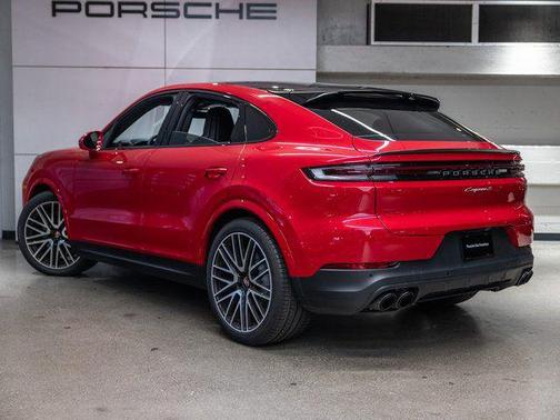 2025 Porsche Cayenne S