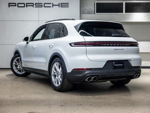 2025 Porsche Cayenne S