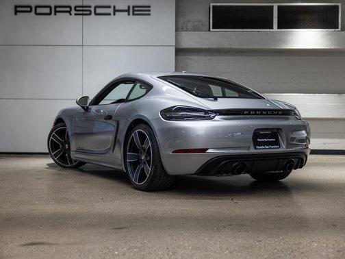 GT Silver Metallic 2024 Porsche 718 Cayman GTS 4.0