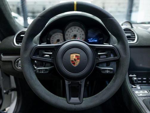 2025 Porsche 718 Spyder RS