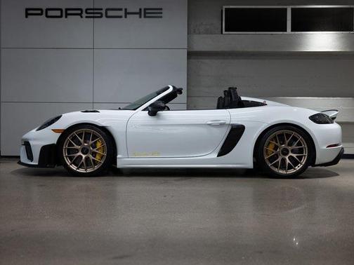 2025 Porsche 718 Spyder RS